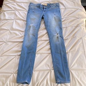 Hollister Junior’s Size 5 Regular Blue Super Skinny Jeans - Great Condition